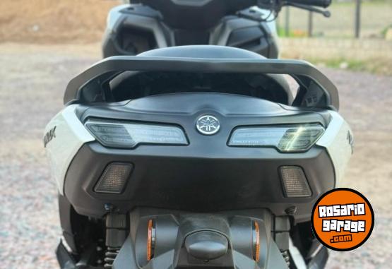 Motos - Yamaha NMAX CONNECTED 2025 Nafta 0Km - En Venta
