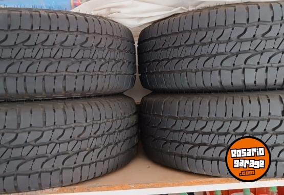 Accesorios para Autos - MICHELIN 265/65/17 LTX FORCE 112H - En Venta