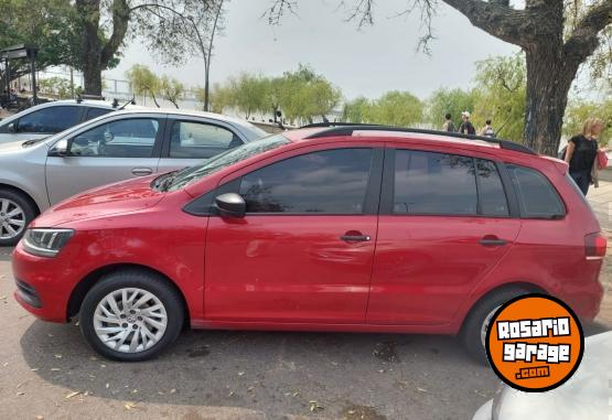 Autos - Volkswagen Suran trendline 2018 GNC 105000Km - En Venta