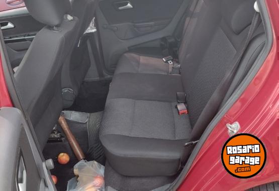 Autos - Volkswagen Suran trendline 2018 GNC 105000Km - En Venta