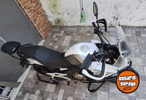 Motos - CF Mt 650 2023 Nafta 18000Km - En Venta