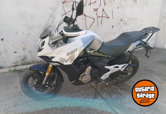 Motos - CF Cf 650 MT 2023 Nafta 2600Km - En Venta