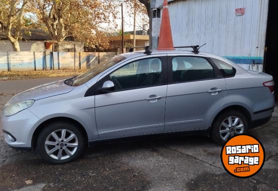Autos - Fiat Grand Siena 2013 Nafta 145000Km - En Venta