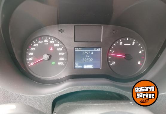 Utilitarios - Mercedes Benz Sprinter 2023 Diesel 33000Km - En Venta