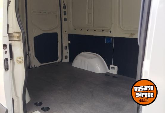 Utilitarios - Mercedes Benz Sprinter 2023 Diesel 33000Km - En Venta
