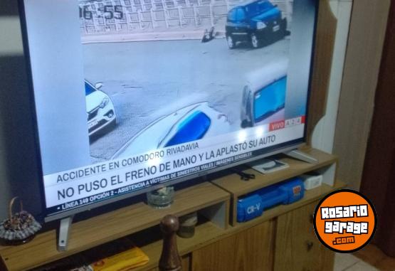 Electr�nica - SE VENDE TV LED NO ES SMART ANDROID TOP HOUSE 50 PULGADAS - En Venta