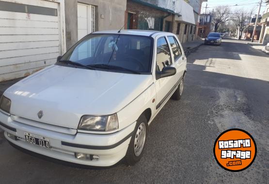 Autos - Renault Clio rt 1.4 1995 Nafta 140000Km - En Venta