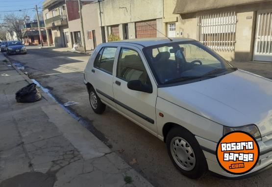 Autos - Renault Clio rt 1.4 1995 Nafta 140000Km - En Venta