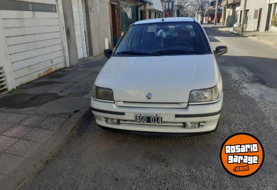 Autos - Renault Clio rt 1.4 1995 Nafta 140000Km - En Venta
