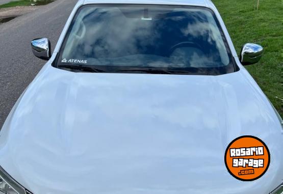 Camionetas - Nissan Frontier 2022 Diesel 152000Km - En Venta