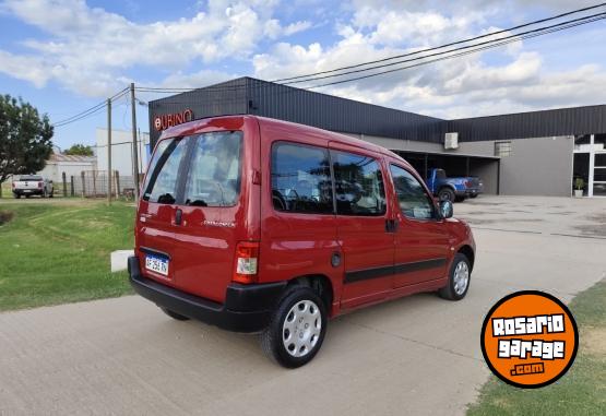 Utilitarios - Peugeot Partner Patagonica 1.6HDI 2022 Diesel 52000Km - En Venta