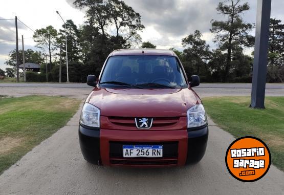 Utilitarios - Peugeot Partner Patagonica 1.6HDI 2022 Diesel 52000Km - En Venta