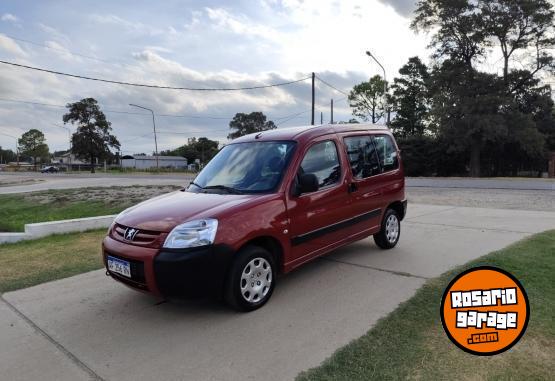 Utilitarios - Peugeot Partner Patagonica 1.6HDI 2022 Diesel 52000Km - En Venta