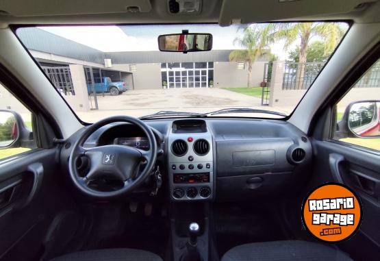 Utilitarios - Peugeot Partner Patagonica 1.6HDI 2022 Diesel 52000Km - En Venta