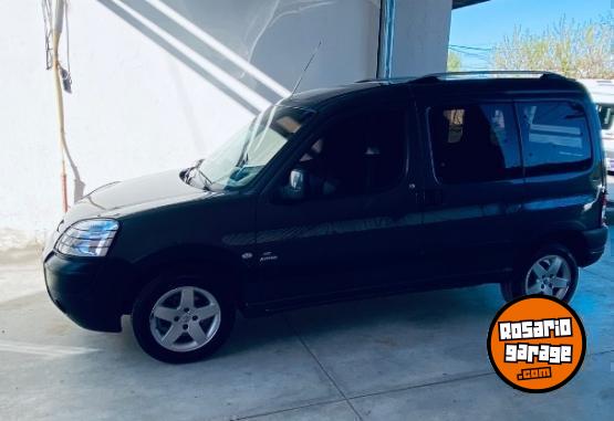 Utilitarios - Peugeot Patagónica vtc plus Hdi 2015 Diesel 130000Km - En Venta