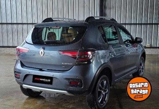 Autos - Renault Sandero Stepway 2022 Nafta 43000Km - En Venta