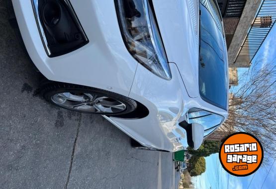 Autos - Chevrolet Cruze premier sedan 2022 Nafta 28000Km - En Venta