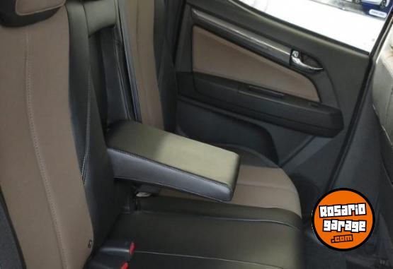 Camionetas - Chevrolet S10 HIGHCOUNTRY NUEVA ERA 2025 Diesel 0Km - En Venta