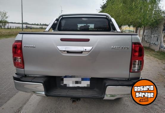 Camionetas - Toyota HILUX 2019 Diesel 100000Km - En Venta