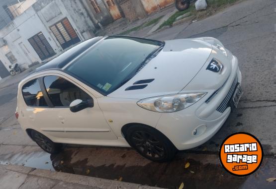 Autos - Peugeot 207 206 307 308 focus 2013 Nafta 90000Km - En Venta