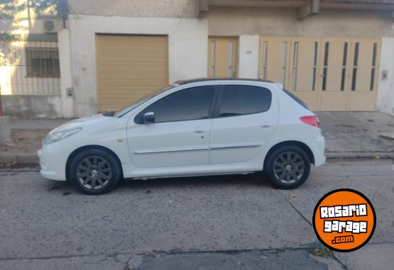 Autos - Peugeot 207 206 307 308 focus 2013 Nafta 90000Km - En Venta
