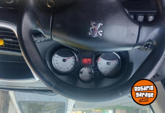 Autos - Peugeot 207 206 307 308 focus 2013 Nafta 90000Km - En Venta