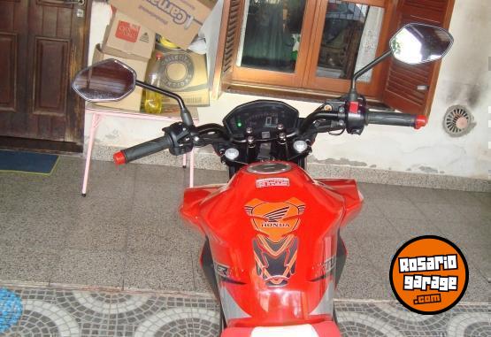 Motos - Honda TWISTER CB250F 2022 Nafta 9900Km - En Venta