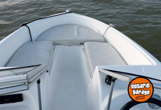 Embarcaciones - Lancha Nikita 470  c/ Mercury 40. todo nuevo - En Venta