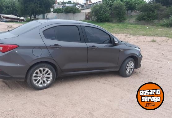 Autos - Fiat Cronos Drive 2020 Nafta 80000Km - En Venta