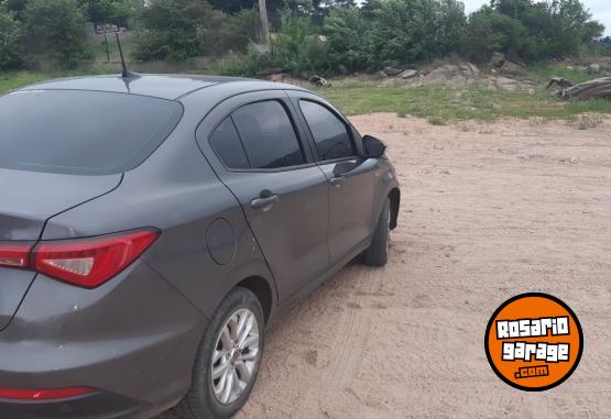 Autos - Fiat Cronos Drive 2020 Nafta 80000Km - En Venta