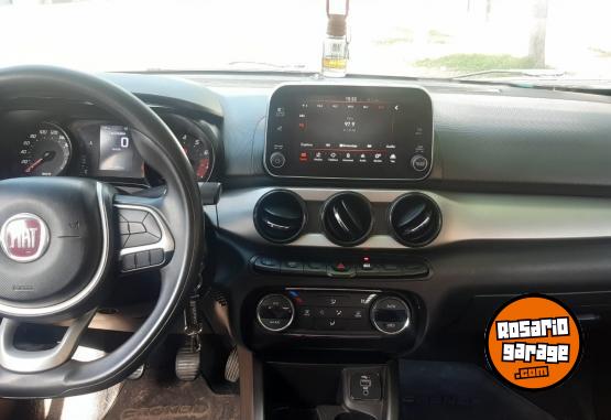 Autos - Fiat Cronos Drive 2020 Nafta 80000Km - En Venta