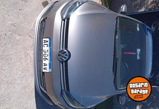 Autos - Volkswagen Suran highline 2018 GNC 105000Km - En Venta