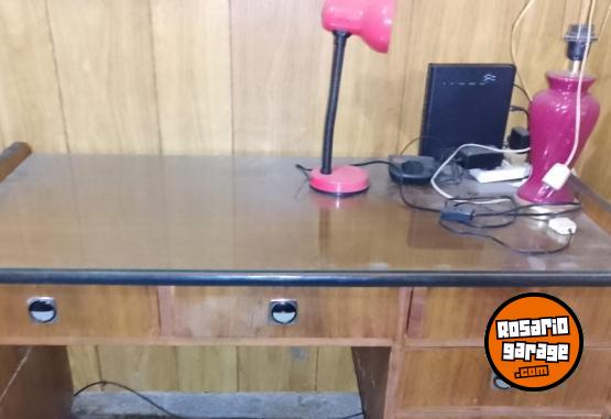 Hogar - ESCRITORIO ANTIGUO - En Venta