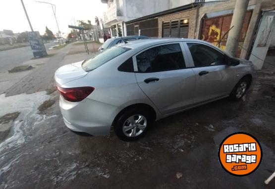 Autos - Chevrolet Onix plus 2020 Nafta 80000Km - En Venta