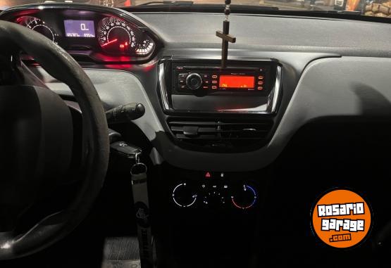 Autos - Peugeot 208 ACTIVE IMPECABLE ✨ 2014 Nafta 120000Km - En Venta