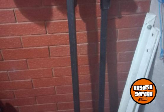 Accesorios para Autos - SE VENDE JUEGO DE PORTAEQUIPAJE PARA PEUGEOT PARTNER Y BERLINGO - En Venta
