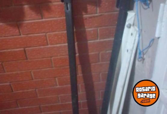 Accesorios para Autos - SE VENDE JUEGO DE PORTAEQUIPAJE PARA PEUGEOT PARTNER Y BERLINGO - En Venta