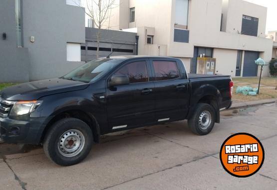 Camionetas - Ford Ranger 2.2 XL Safety 2014 Diesel 185000Km - En Venta