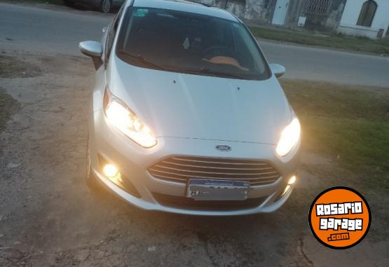 Autos - Ford Fiesta 1.6L SE PLUS 2016 GNC 150000Km - En Venta