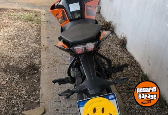 Motos - Ktm Duke 200 NG 2022 Nafta 9700Km - En Venta