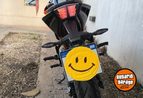Motos - Ktm Duke 200 NG 2022 Nafta 9700Km - En Venta