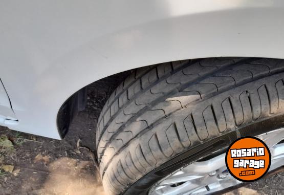 Autos - Ford KA SEL 2017 Nafta 100000Km - En Venta