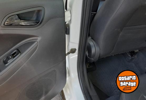 Autos - Ford KA SEL 2017 Nafta 100000Km - En Venta