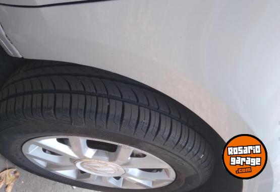 Autos - Volkswagen Up high 2015 Nafta 155000Km - En Venta