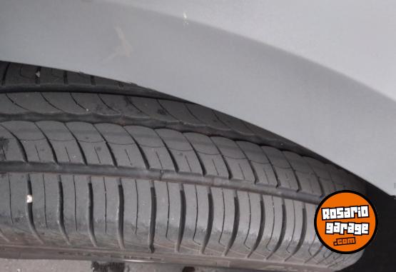 Autos - Volkswagen Up high 2015 Nafta 155000Km - En Venta