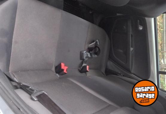 Autos - Volkswagen Up high 2015 Nafta 155000Km - En Venta