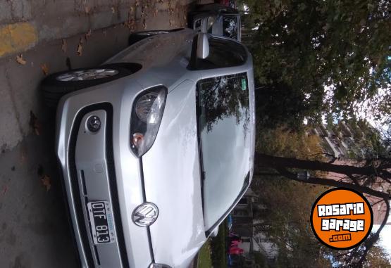 Autos - Volkswagen Up high 2015 Nafta 155000Km - En Venta