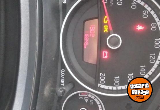 Autos - Volkswagen Up high 2015 Nafta 155000Km - En Venta