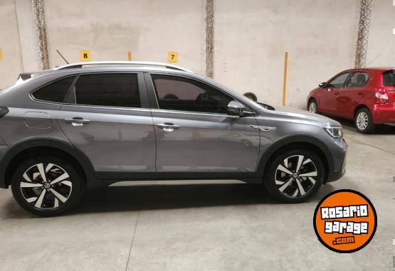 Autos - Volkswagen Nivus Highline 2022 Nafta 14000Km - En Venta