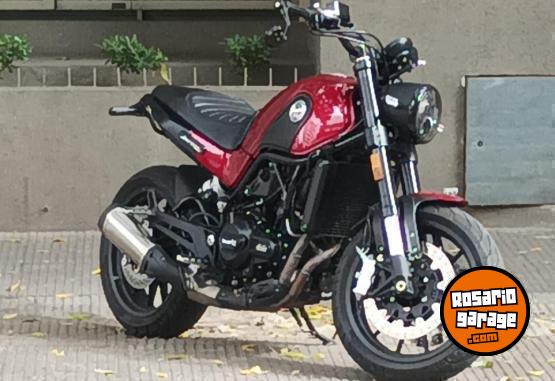 Motos - Benelli Leoncino 500 2023 Nafta 6600Km - En Venta